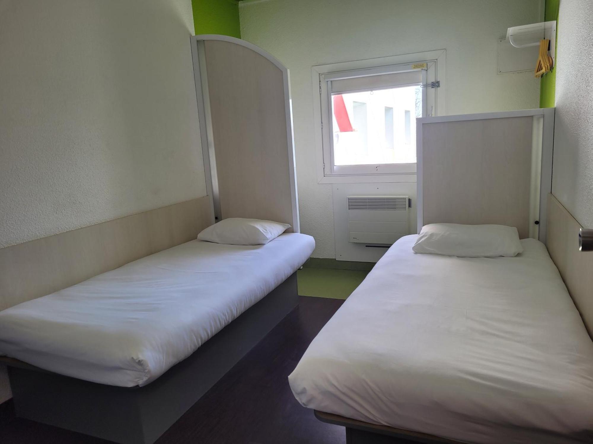 Tip Hotel Cambrai Ex Hotel F1 Eksteriør billede