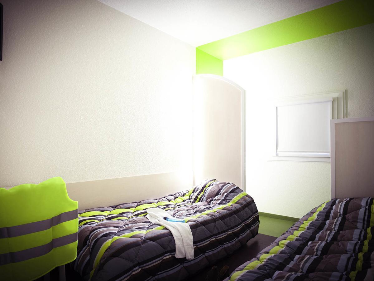 Tip Hotel Cambrai Ex Hotel F1 Eksteriør billede